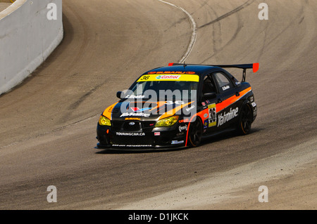 Une Subaru STi fait concurrence à la CTCC Canadian Touring Car Championship au 2011 Mobile-1 Grand Prix Mosport Banque D'Images