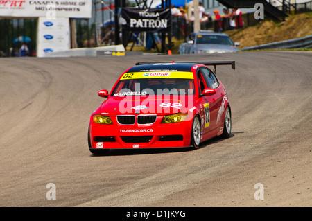 BMW conduite par Rocco Marcello fait concurrence à la CTCC Canadian Touring Car Championship au 2011 Mobile-1 Grand Prix Mosport Banque D'Images