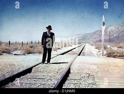 Stadt In Angst Bad Day At Black Rock John MacReedy (Spencer Tracy) *** légende locale *** 1955 -- Banque D'Images