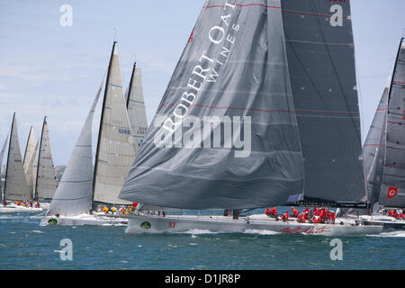 Sydney, Australie. 26 décembre 2012. rolex sydney to hobart yacht race 2012, les yachts dans le port de Sydney pour le départ de la course. Banque D'Images