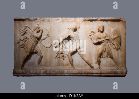 Scène de guerre Relief funéraire 4ème siècle avant notre ère. Grèce, Athènes, Musée Archéologique National Banque D'Images