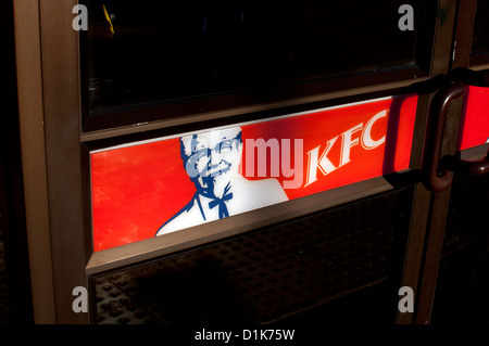 Inscrivez-KFC sur porte Banque D'Images