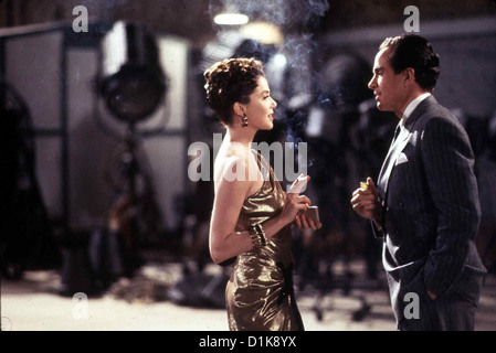 Annette Bening, Bugsy Bugsy Bugsy de Warren Beatty (Warren Beatty) entflammt fuer Virginia Hill (Annette Bening) und fuer die Banque D'Images