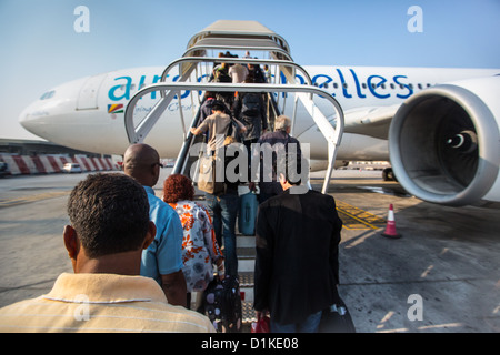 Air Seychelles vol pour les Seychelles à partir de Abu Dhabi Banque D'Images
