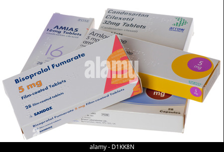 Boîtes de médicaments utilisés dans le traitement de la haute pression sanguine Banque D'Images