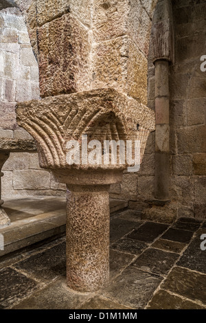 Crypte de l'église de Saint Salvador en Monasterio de Leyre. Navarre, Espagne. Banque D'Images