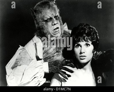 Der Fluch Von Siniestro Curse Of The Werewolf, l'Oliver Reed, Yvonne Romain *** *** Légende Locale 1961 -- Banque D'Images