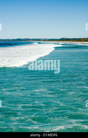 L'approche des vagues la côte au Brunswick Heads, dans le Nord de la Nouvelle-Galles du Sud, Australie Banque D'Images