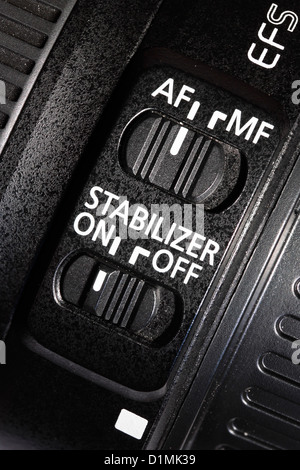 EFS Canon 55mm-250mm AF/MF et stabilisateur d'interrupteurs marche/arrêt Banque D'Images