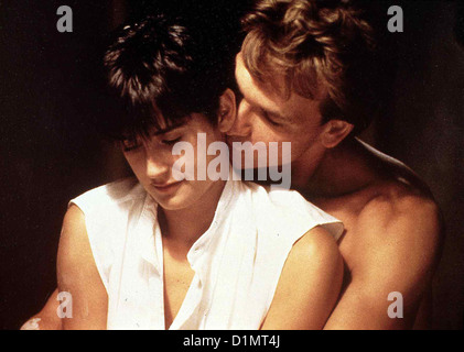 Ghost - Nachricht Von Sam Ghost Demi Moore, Patrick Swayze Patrick Swayze (Sam) et Molly (Demi Moore) sind jung und sehr Banque D'Images