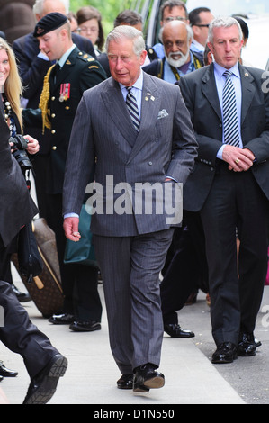 Le Prince Charles et Camilla Parker-Bowles sont accueillis à la lieutenant-gouverneur de la Médaille du jubilé de diamant de la cérémonie et à la réception Banque D'Images