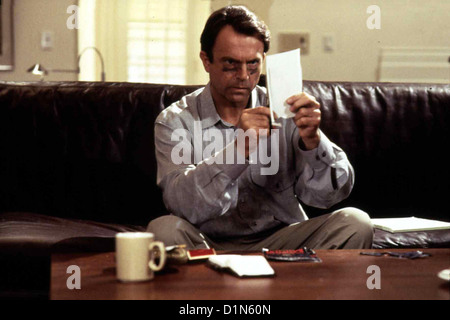 Maechte Des Wahnsinns mourir dans la bouche folie Sam Neill Versicherungsdetektiv John Trent (Sam Neill) sucht den Bestseller-Autor Banque D'Images