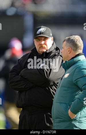 New Jersey, USA. 30 Décembre 2012 : Philadelphia Eagles l'entraîneur-chef Andy Reid pendant une semaine 17 du duel NFL entre les Philadelphia Eagles et les Giants de New York au Stade MetLife à East Rutherford, New Jersey. Banque D'Images