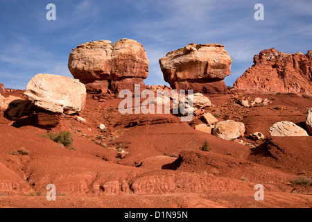 Twin Rocks, Capitol Reef National Park dans l'Utah, États-Unis d'Amérique, USA Banque D'Images