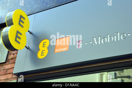 EE, Everything Everywhere Limited l'opérateur de réseau mobile Store Se connecter Banque D'Images