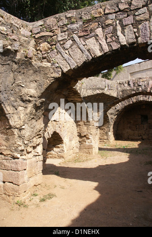 Citadelle massive ruines du fort Golconda, Hyderabad, Andhra Pradesh, Inde, Asie Banque D'Images