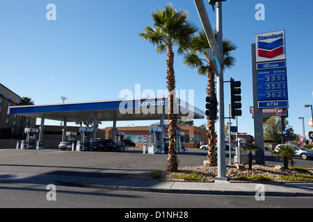 Station essence chevron étiqueté comme norme pour protéger les marques de Las Vegas NEVADA USA Banque D'Images