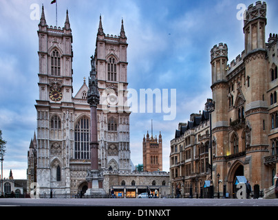 Londres, Royaume-Uni, l'abbaye de Westminster et le vaste bâtiment Sanctuaire Banque D'Images