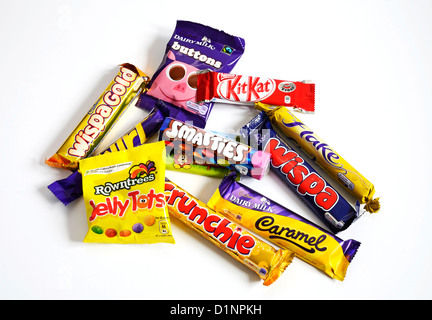 Un assortiment de barres de chocolat Banque D'Images