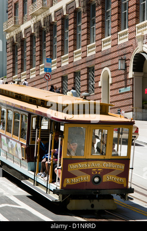 California Street Cable Car, San Francisco, Californie Banque D'Images