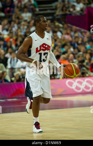 Chris Paul (USA) qui se font concurrence sur la médaille d'or jeu de basket-ball aux Jeux Olympiques d'été, Londres 2012 Banque D'Images