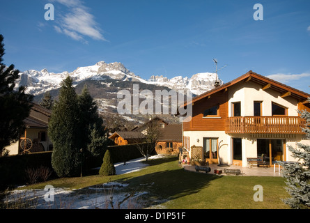 Une scène alpine entre Genève, Suisse, Chamonix, France Banque D'Images