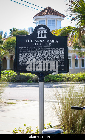 Plaque historique abou l'anna maria pier sur l'île du même nom en floride Banque D'Images