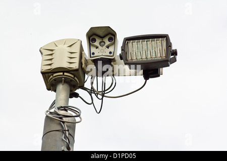 Circuit fermé infra rouge des caméras de télévision en circuit fermé ou une caméra de surveillance pour utilisation de nuit Banque D'Images