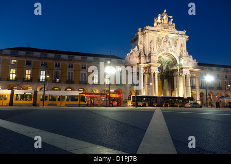 Praca, Comercio, Lisbonne, Portugal crépuscule Banque D'Images