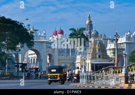 City Palace et Chamaraja Circle Mysore Karnataka Inde Banque D'Images