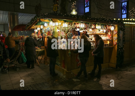 Coeurs d'épice à Noël stall à Munich, Bavière, Allemagne Banque D'Images