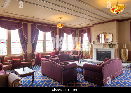 KATOOMBA, Australie - un salon à l'intérieur de l'historique Hôtel Carrington à Katoomba dans les Blue Mountains of New South Wales, Australie. Le Carrington est un hôtel historique construit en 1880. Banque D'Images