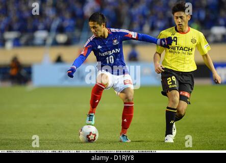 Yuji Ono (F Marinos), 29 décembre 2012 - Football : La 92e Coupe de l'empereur, demi-finale entre Yokohama F Marinos 0-1 Kashiwa Reysol au Stade National de Tokyo, Japon. (Photo de Takamoto Tokuhara/AFLO) Banque D'Images