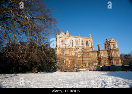 Wollaton Hall, Nottingham dans la neige Banque D'Images