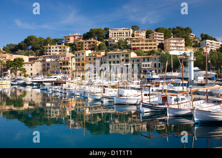 Port de Sóller, Majorque, Iles Baléares, Espagne. Vue sur le port. Banque D'Images