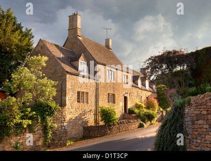 Cotswold House dans le joli village d'Ebrington, Gloucestershire Banque D'Images