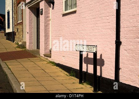 Rue menant du sud - Romsey, Hampshire, sur la côte sud de l'Angleterre. Banque D'Images