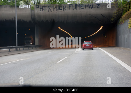 Tunnel autoroutier Dusseldorf ALLEMAGNE Banque D'Images