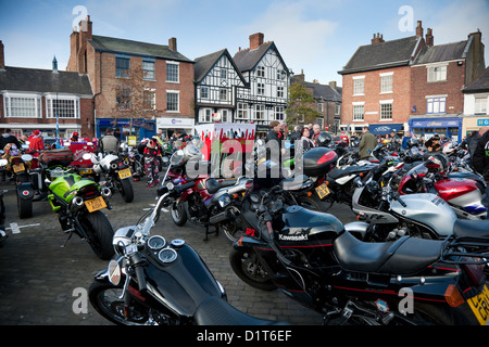 Ripon Motorcycles avec un thème de Noël Banque D'Images