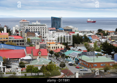 Vue de Punta Arenas, au Chili, du Mirador Cerro la Cruz Banque D'Images