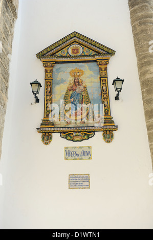 Image de la Vierge de la Oliva, Vierge Marie sur Divino Salvador église à Vejer de la Frontera, Andalousie, Espagne Banque D'Images