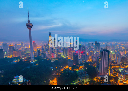Le Centre de Kuala Lumpur, KLCC, à l'aube. La Malaisie Banque D'Images