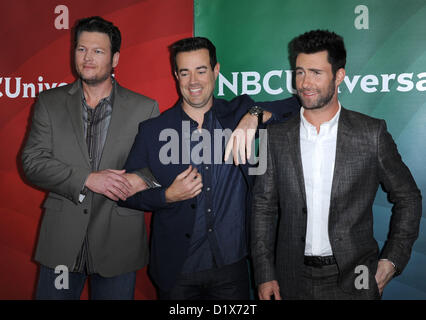 5 janvier 2013 - Pasadnea, Californie, États-Unis - Blake Shelton, Carson Daly & Adam Levine arrive pour la NBC All Star Winter TCA 2013. (Crédit Image : © Lisa O'Connor/ZUMAPRESS.com) Banque D'Images