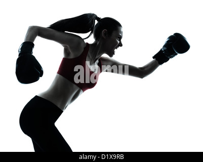 Un caucasian woman boxing exerçant en silhouette studio isolé sur fond blanc Banque D'Images