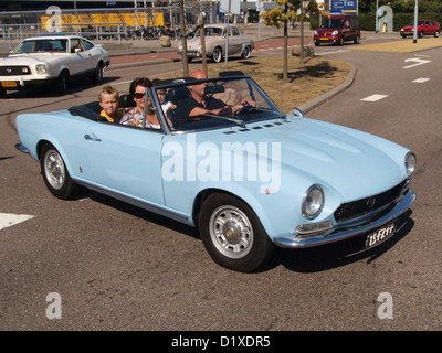 Classic Car Meeting Haarlem Fiat Spider 1800 Sport Banque D'Images