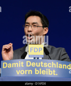Le Président du FDP, Philipp Roesler, prononce un discours lors de la conférence annuelle de l'épiphanie de la FDP, parti à Stuttgart, Allemagne, le 6 janvier 2013. Photo : Michael Kappeler Banque D'Images