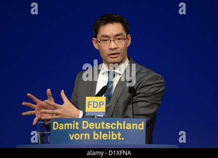 Le président du FDP, Philipp Roesler, prononce un discours lors de la conférence annuelle de l'épiphanie de la FDP, parti à Stuttgart, Allemagne, le 6 janvier 2013. Photo : Michael Kappeler Banque D'Images