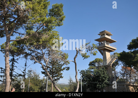 Tour d'observation des incendies de forêt, Israël, Carmel Forest Banque D'Images