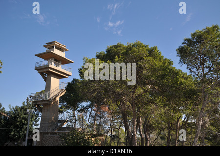 Tour d'observation des incendies de forêt, Israël, Carmel Forest Banque D'Images