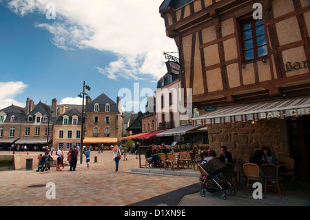 Le port d'Auray, St Goustine sur la rivière d'Auray, France. Banque D'Images